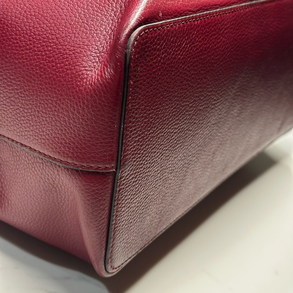 Tory Burch McGraw Imperial Leather Tote Garnet - Picture 9 of 15